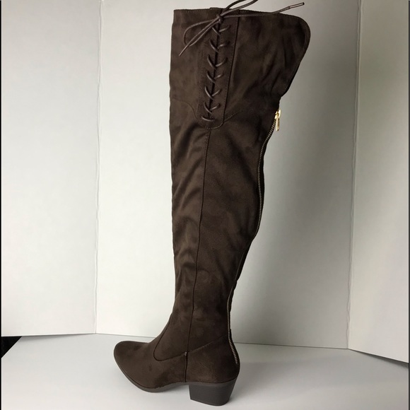 Over the knee boots - Picture 3 of 3